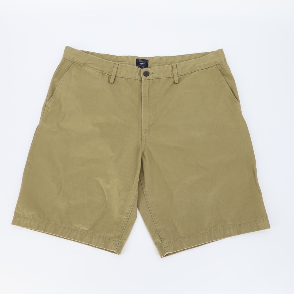 Gap Flat Front Lived in Shorts - Picture 1 of 3
